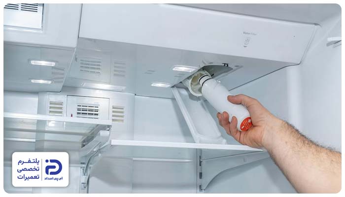 تعویض فیلتر آب یخچال بلومبرگ