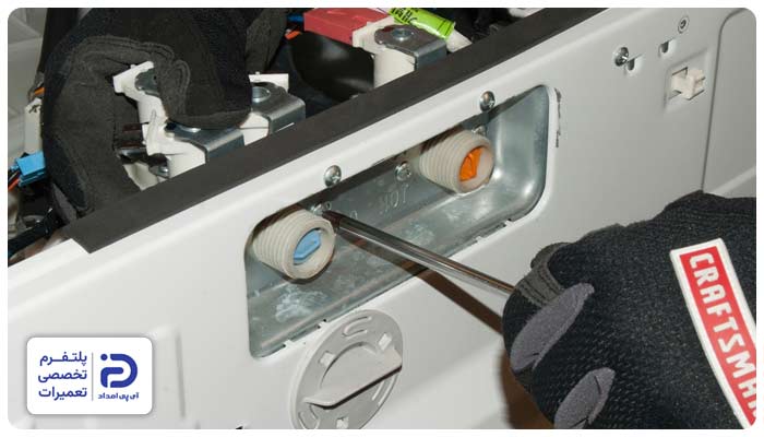 تعویض شیر برقی ماشین لباسشویی هیتاچی
