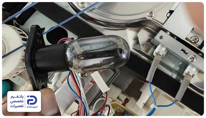 تعویض لامپ مایکروفر سامسونگ