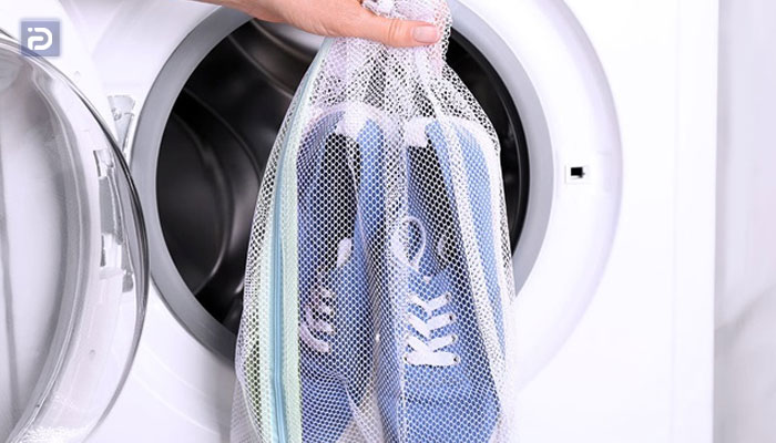 استفاده از محافظ کفش برای شستن آن در لباسشویی