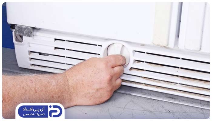 کلاهک فیلتر را در جای خود قرار دهید.