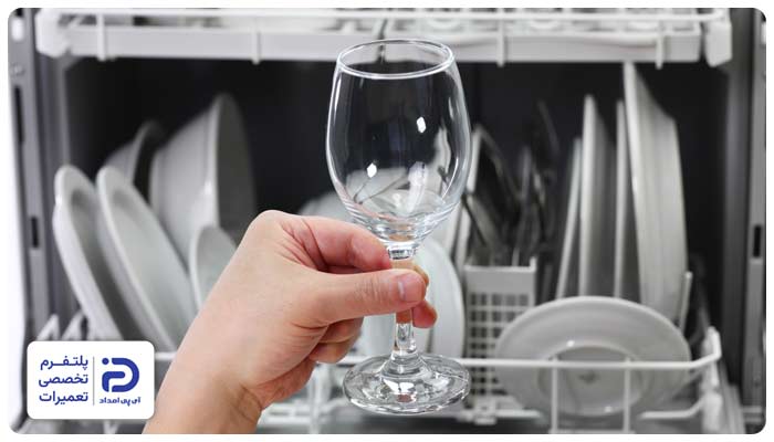 روش‌های خانگی برای براق شدن ظروف در ماشین ظرفشویی