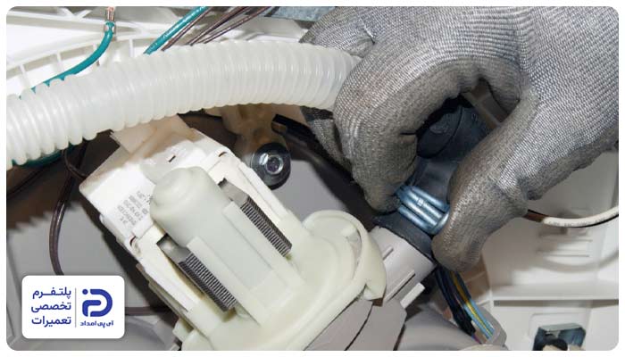 تعویض شلنگ تخلیه ماشین ظرفشویی مجیک