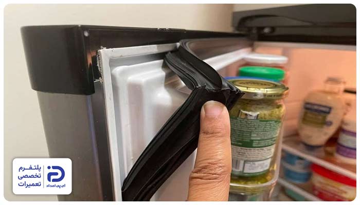 تعویض لاستیک درب یخچال ناسیونال