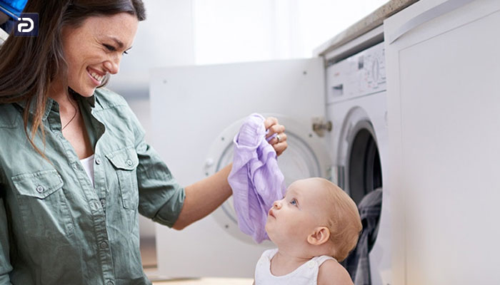 شستن لباس با آب سرد در لباسشویی ویژه لباس‌های نوزادان