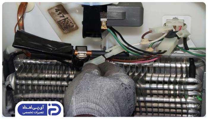 خارج کردن سنسور از مدار یخچال