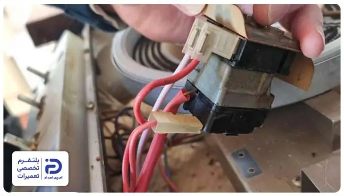 معیوب بودن ترموستات علت خاموش نشدن فر اجاق گاز