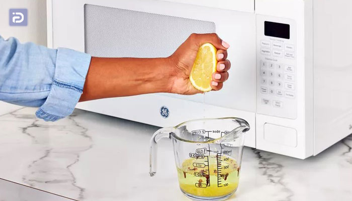 تميز كردن مايكروفر با ليمو ترش