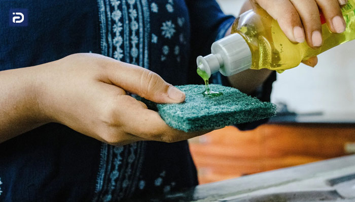 طرز تميز كردن مايكروفر با مایع ظرفشویی