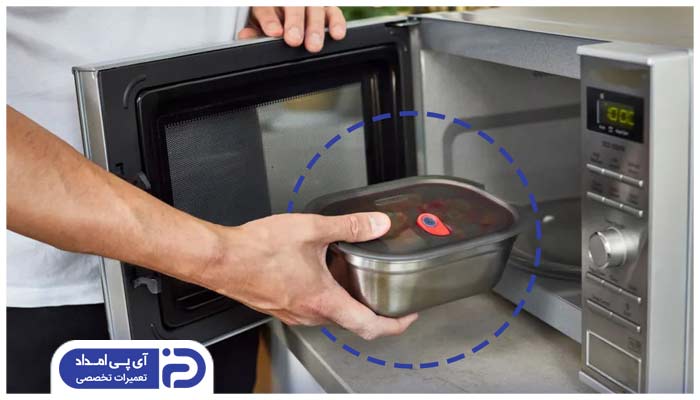 بررسی عملکرد ماکروفر و ارتباط آن با فلزات