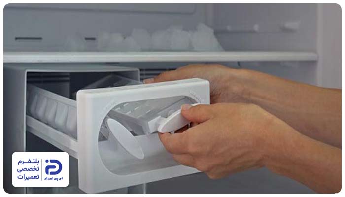 یخساز دستی یخچال