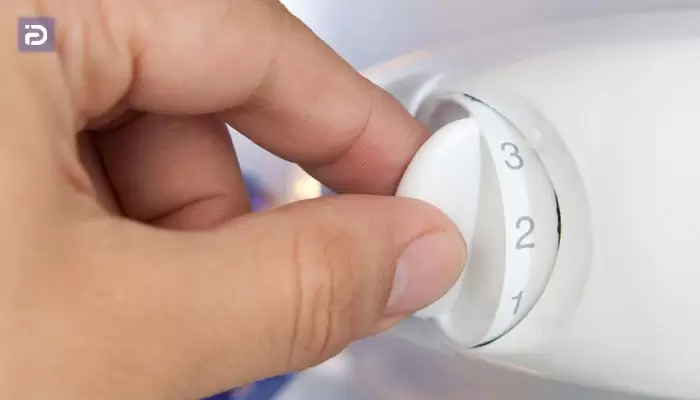 تنظیم دمای نامناسب باعث یخ زدن لوله های پشت یخچال میشود