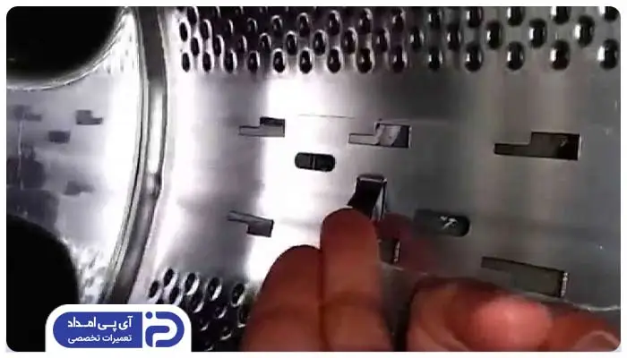 نحوه تعویض پدال دیگ لباسشویی با قابلیت تعویض پدال سخت