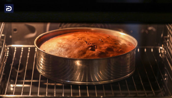 علت خشک شدن کیک در مایکروویو