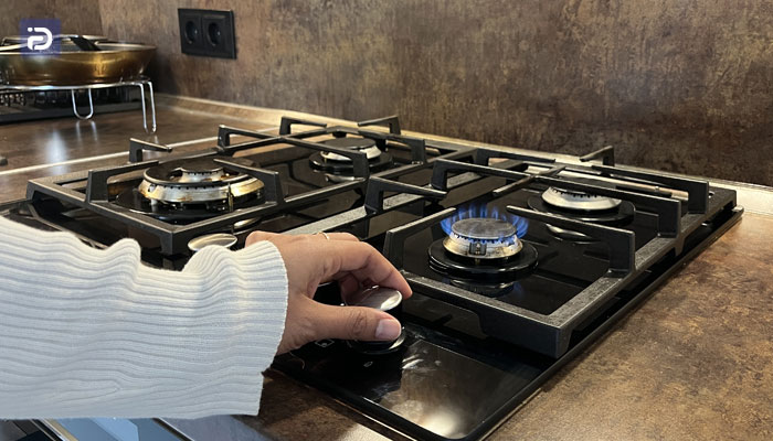 سرویس و بررسی دوره ای اجاق گاز