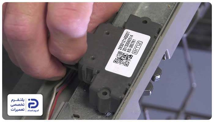 خرابی میکروسوئیچ علت قفل نشدن درب ظرفشویی