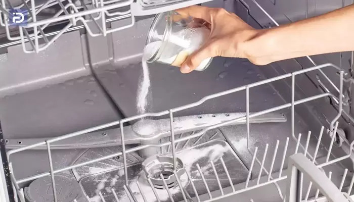 بالا بردن طول عمر ظرفشویی با تمیز کردن همیشگی ماشین ظرفشویی