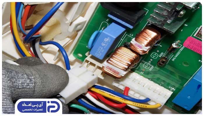 علت سوختن فیوز برد یخچال چیست؟