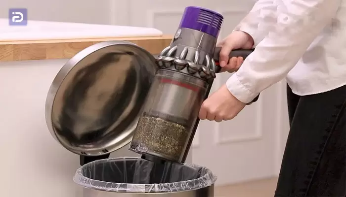 خالی کردن مخزن جاروشارژی