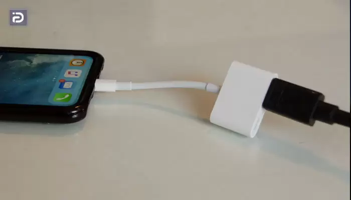 اتصال موبایل آیفون به تلویزیون با آداپتور hdmi