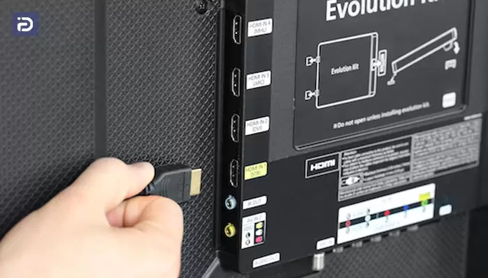 جدا شدن فیش دستگاه دیجیتال و ماهواره از تلویزیون باعث برفکی شدن میشود