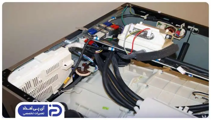 خارج کردن پانل کنترل ماشین لباسشویی