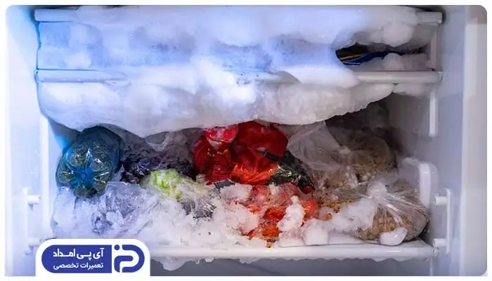 هر چند وقت باید اقدام به آب کردن برفک یخچال فریزر کنیم؟