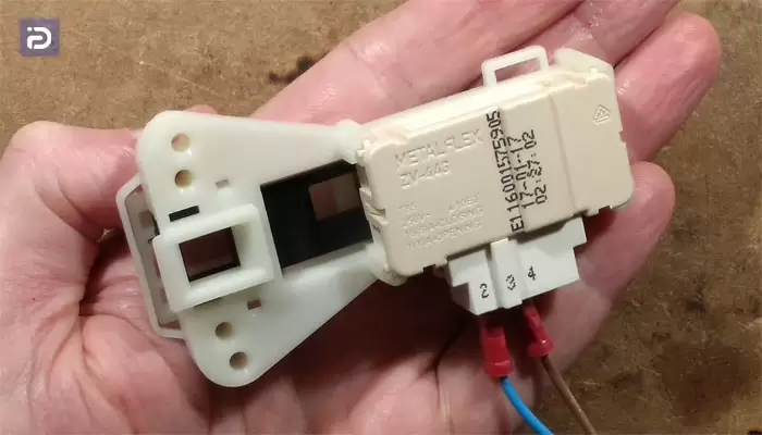 تست میکروسوئیچ درب ماشین لباسشویی