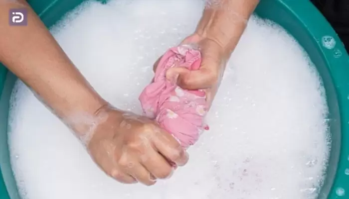 شستشوی لباس زیر به صورت دستی