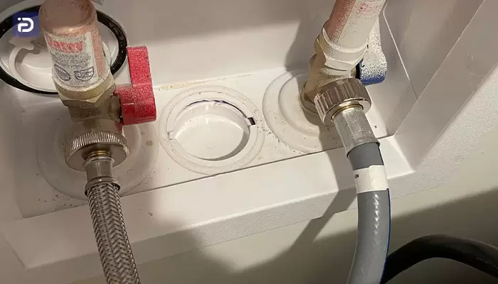 اتصال شیر آب ورودی و خروجی ماشین لباسشویی هایسنس