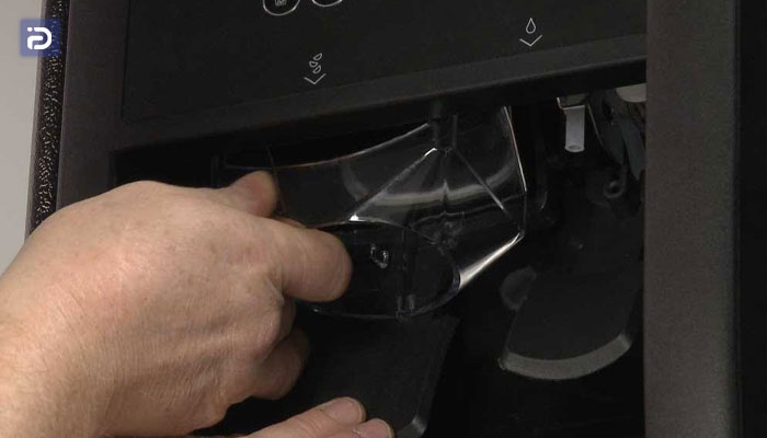 آیا سرویس آبسردکن یخچال الجی از بروز خرابی در این دستگاه جلوگیری می کند