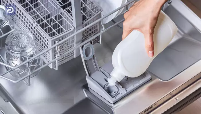 چگونه از مایع جلادهنده در ظرفشویی یوروپلاس استفاده کنیم