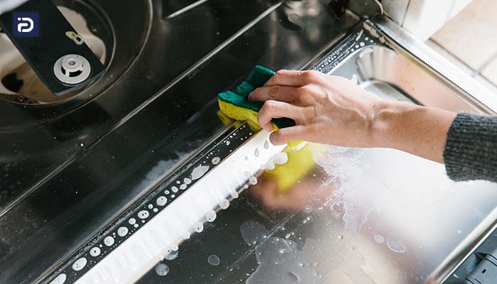 شیوه اصولی تمیز کردن داخل ماشین ظرفشویی یونیوا