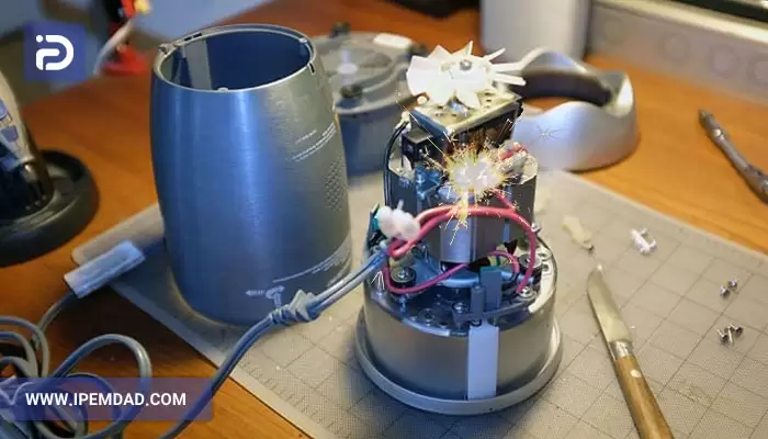 علت جرقه زدن مخلوط کن