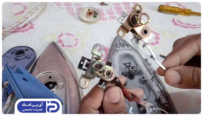 نحوه تعویض ترموستات اتو بخار