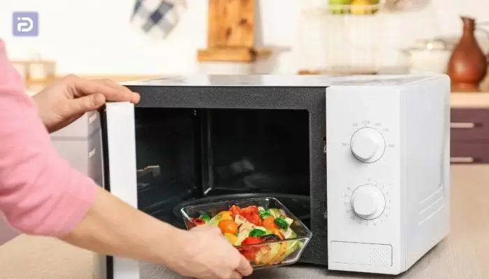 چه ظروفی را می توانیم در ماکروفر شارپ استفاده کنیم؟