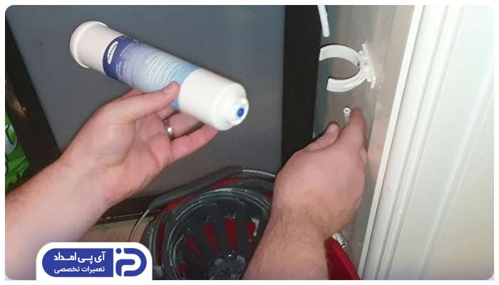 نحوه عوض کردن فیلتر آب بیرونی یخچال وستینگهاوس