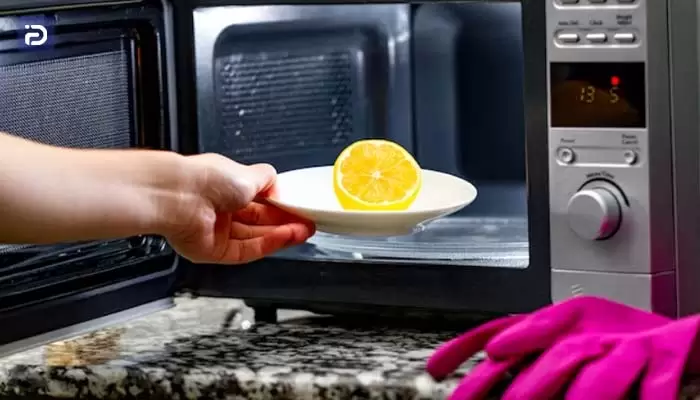 چگونه بوی بد درون ماکروفر گالانز را از بین ببریم