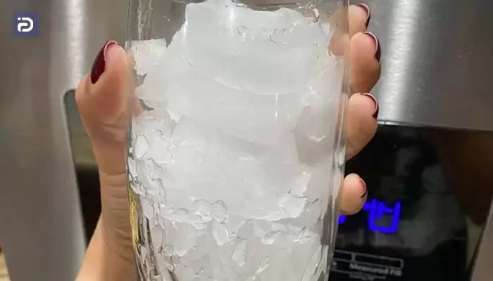 طریقه استفاده از یخساز یخچال اکسنت