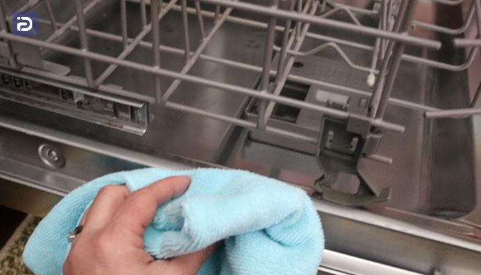  شیوه اصولی تمیز کردن داخل ماشین ظرفشویی پارس خزر