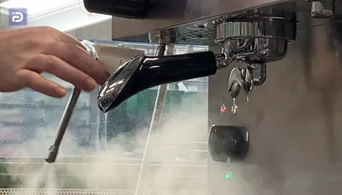 نحوه استفاده از نازل بخار دستگاه اسپرسو ساز بنتلی