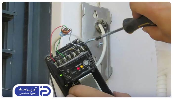 تعویض فیوز آیفون تصویری الکتروپیک