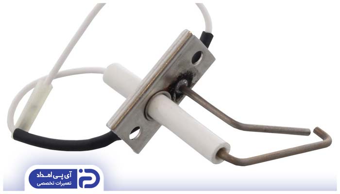 عدم فاصله مناسب الکترود جرقه زن و بدنه؛ علت جرقه نزدن پکیج