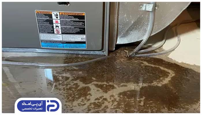 نفوذ آب به درون پکیج؛ علت جرقه زدن مداوم پکیج