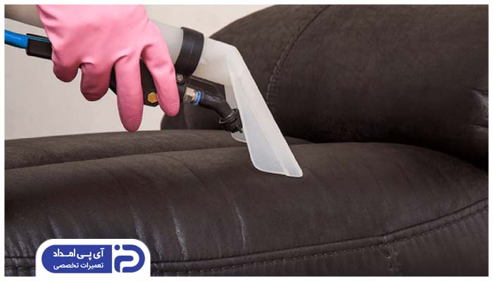 تمیز کردن سطوح داخلی صندلی ماساژ