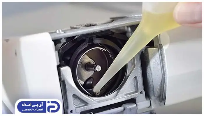 روغن کاری چرخ خیاطی