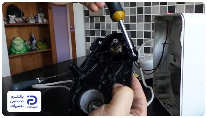 وجود نقص در سیم‌کشی داخلی چرخ گوشت