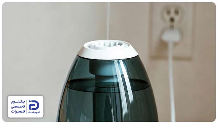 پریز، کابل یا منبع تغذیه ناپایدار یا قطع و وصل برق یکی از علتهای قرمز شدن چراغ دستگاه بخور