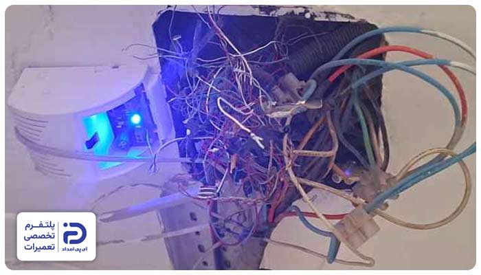 تداخل الکترومغناطیسی یا نویز از وسایل دیگر یکی از علتهای تار شدن تصویر آیفون تصویری