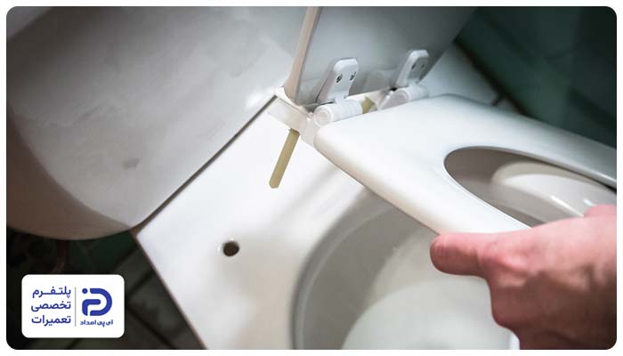 نصب صندلی و درب توالت فرنگی